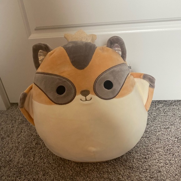 Zig the Flying Squirrel 8in Squishmallow - Picture 1 of 2